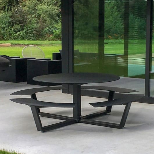 Image of dark grey La Grande Ronde round picnic table by Studio Segers for Cassecroute