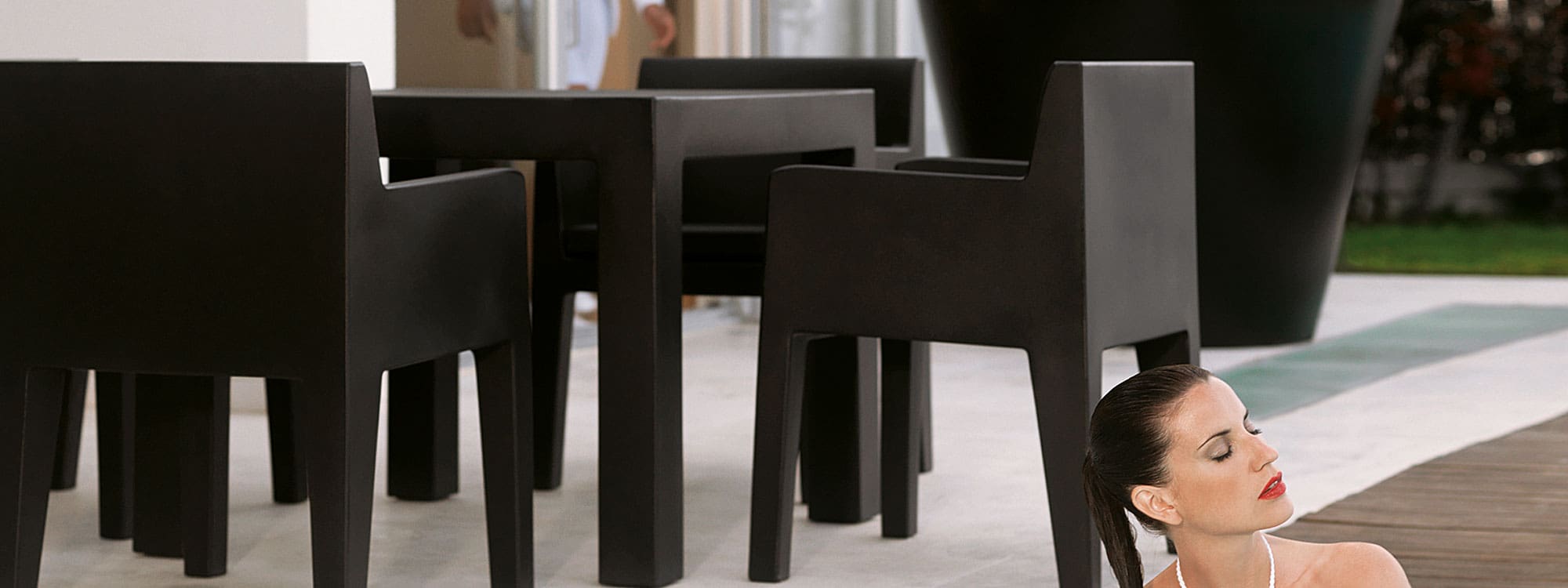 Image of Vondom Jut black plastic dining furniture