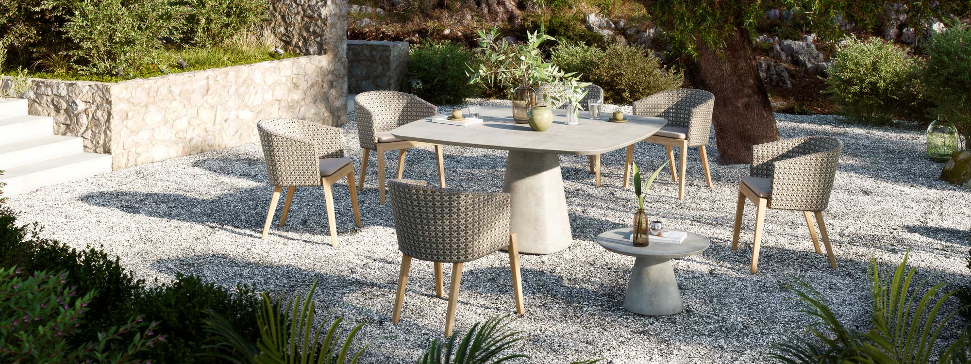 Calypso garden chair and Conix square garden table