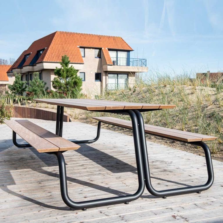 Wunder The Table Modern Picnic Table | Unique Picnic Furniture