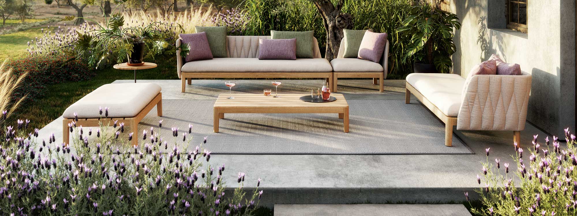 Image of Royal Botania Calypso Lounge luxury outdoor sofa