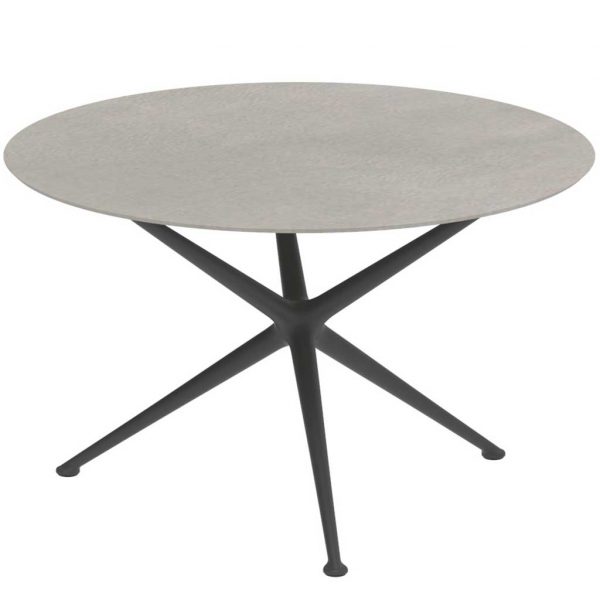 Studio image of Exes table with Cemento Luminoso top and Anthracite base by Royal Botania