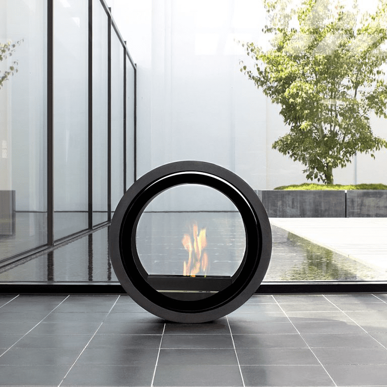 Image of Roll Fire circular ethanol fire by Conmoto
