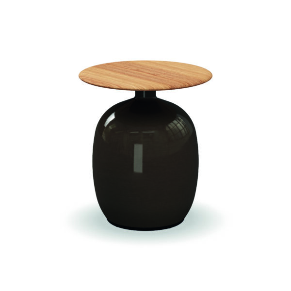 Studio image of low Blow side table by Gloster