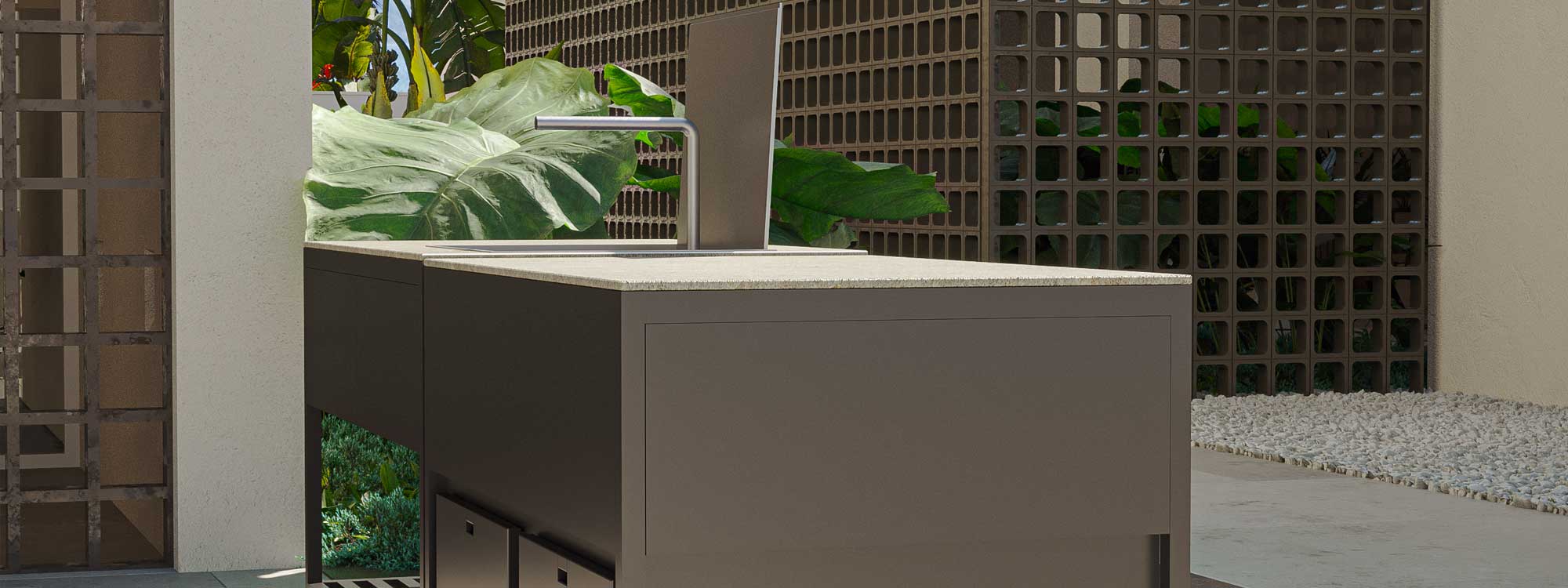 Image of Eterna modern garden kitchen by Oiside, with architectural trellis in the background