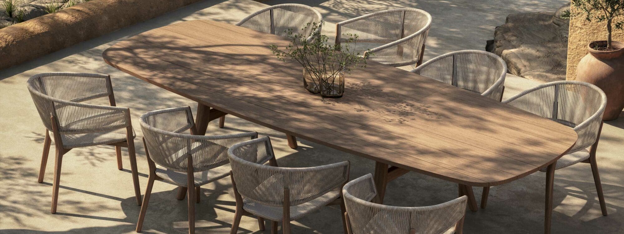 Image of Carés garden chair & Zidiz teak table on rustic terrace