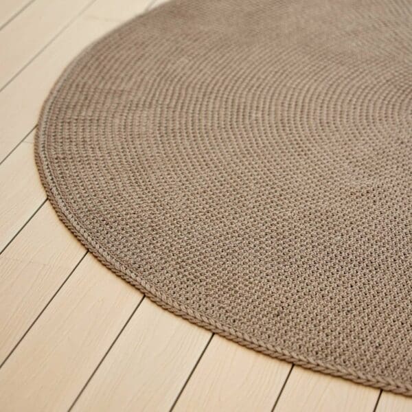 Image of Cane-line Knit round outdoor carpet in Dark Sand polypropylene