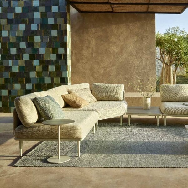 Image of Styletto Lounge luxury garden corner sofa by Royal Botania