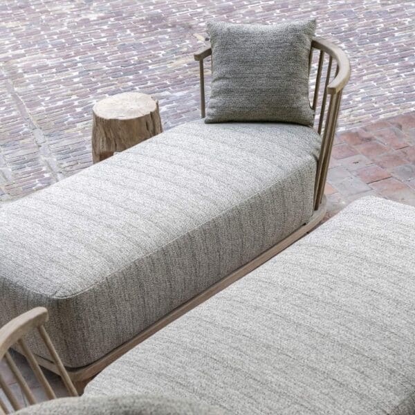 Image of pair of Gommaire chaise longue Carol with Shaker-inspired contemporary design