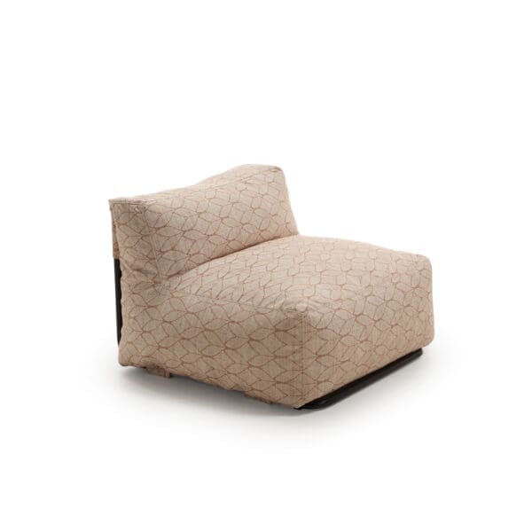 Studio image of Komoom's Enhola outdoor bean bag lounge unit