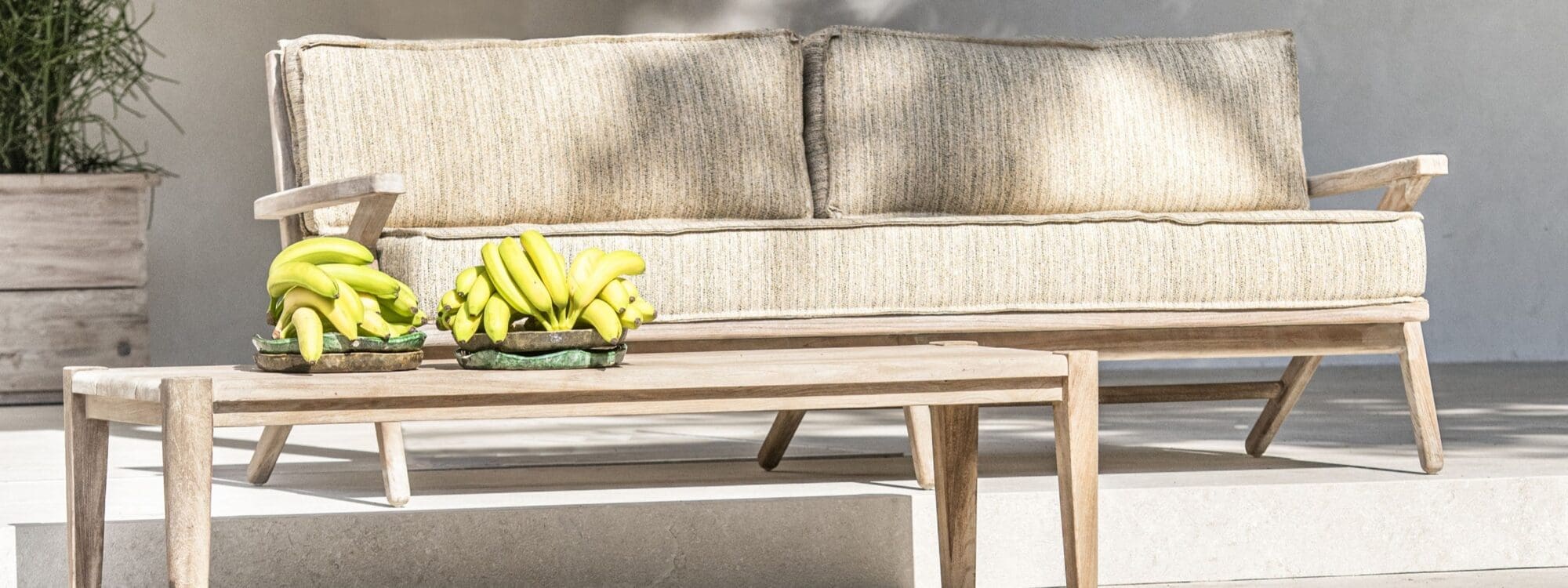 Image of Gommaire Alabama teak garden sofa