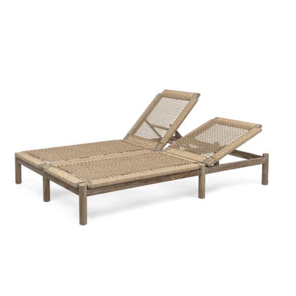 Studio image of Gommaire Mieke twin sunbed without cushions