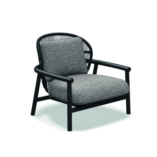 Studio image of low-backed Gloster Fern garden lounge chair in raven and meteor colour combination