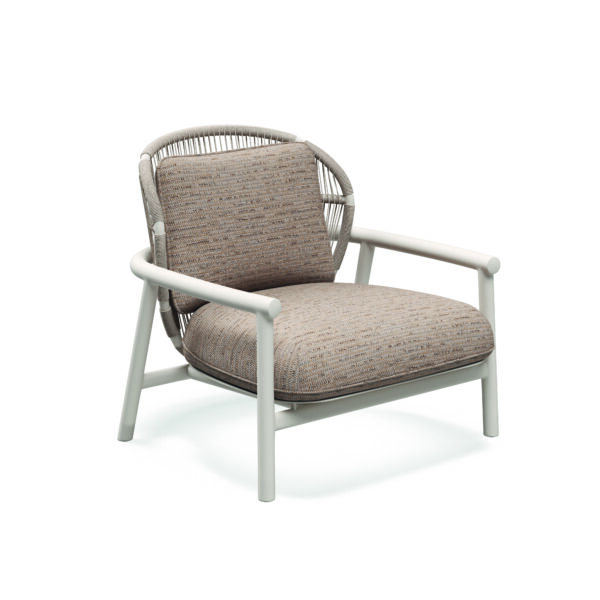 Studio image of Gloster Fern aluminium lounge chair with low back in bone and dune colour combination