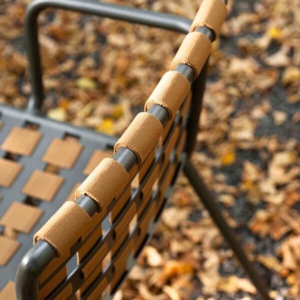 Image of Erice 001 chair in powder coated steel and acrylic belt