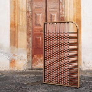 Image of RODA Filet vertical screen in classical Italian settings.
