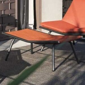 Image of Roda Laze lounge chair and footrest