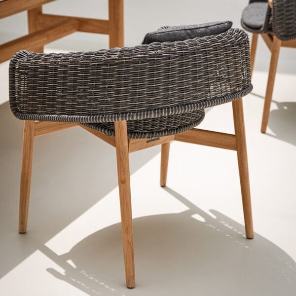 Image of rear of Gloster Wrap chair