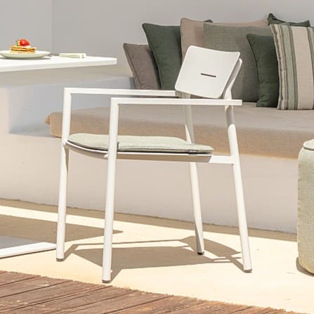 Image of Jati Kebon Lynsa armchair in Dune alumimium