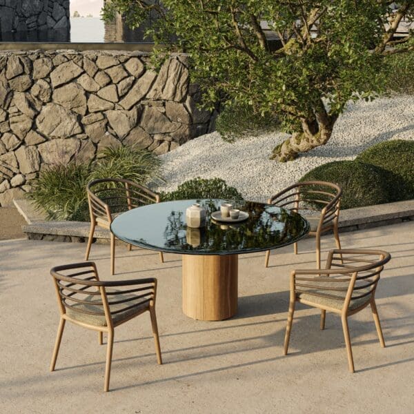 Image of Royal Botania Archy chairs and Regaliz garden table