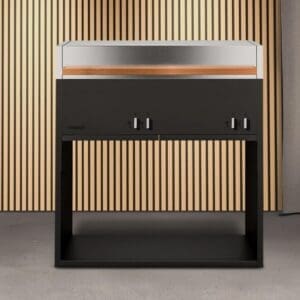 Image of Roshults Essentials gas bbq in Beluga black stainless steel