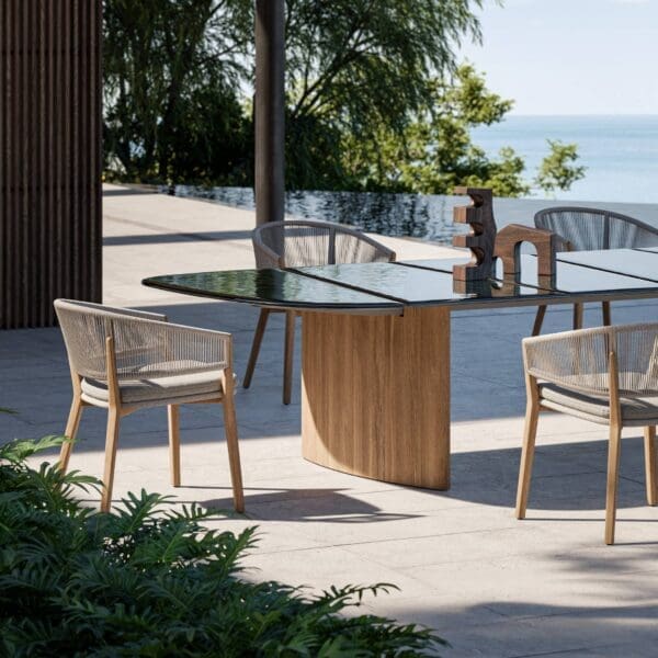 Image of Royal Botania Regaliz table and Cares garden chairs