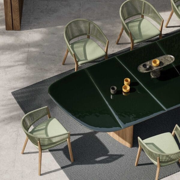 Image of Royal Botania Regaliz dining table and Cares chairs