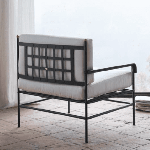 Image of back of Toscana lounge chair by Unopiu