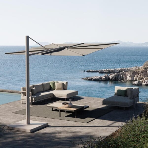 Image of Royal Botania Alura Lounge sofa and Solaz parasol